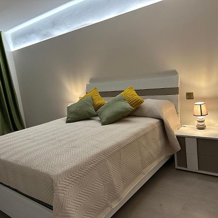 Imbriani 69 Apartment Бари Екстериор снимка